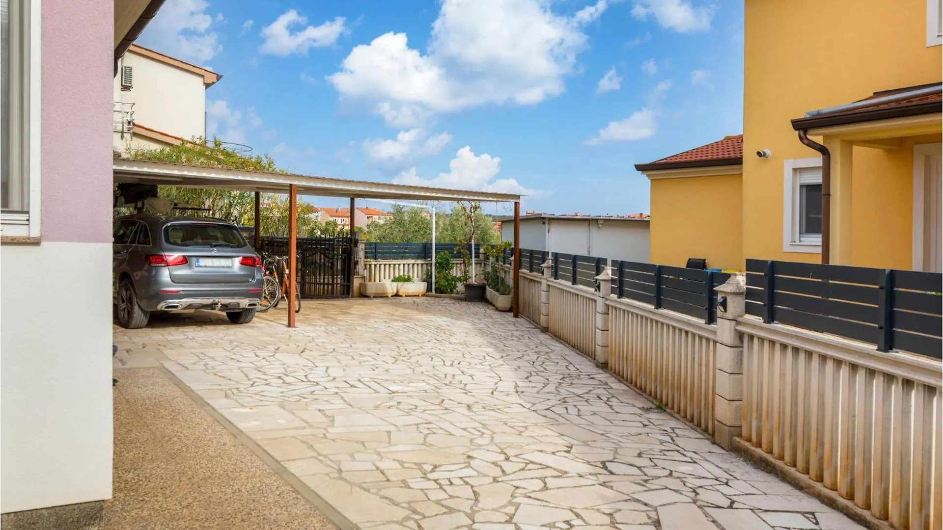 Stunning Apartment In Valbandon With Wifi Fažana